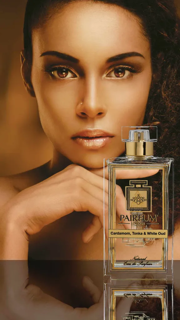 Eau-de-Parfum-Person-Reflection-Cardamom-Tonka-White-Oud-Woman-9-16.webp