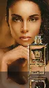 Eau-de-Parfum-Person-Reflection-Cardamom-Tonka-White-Oud-Woman-9-16.webp
