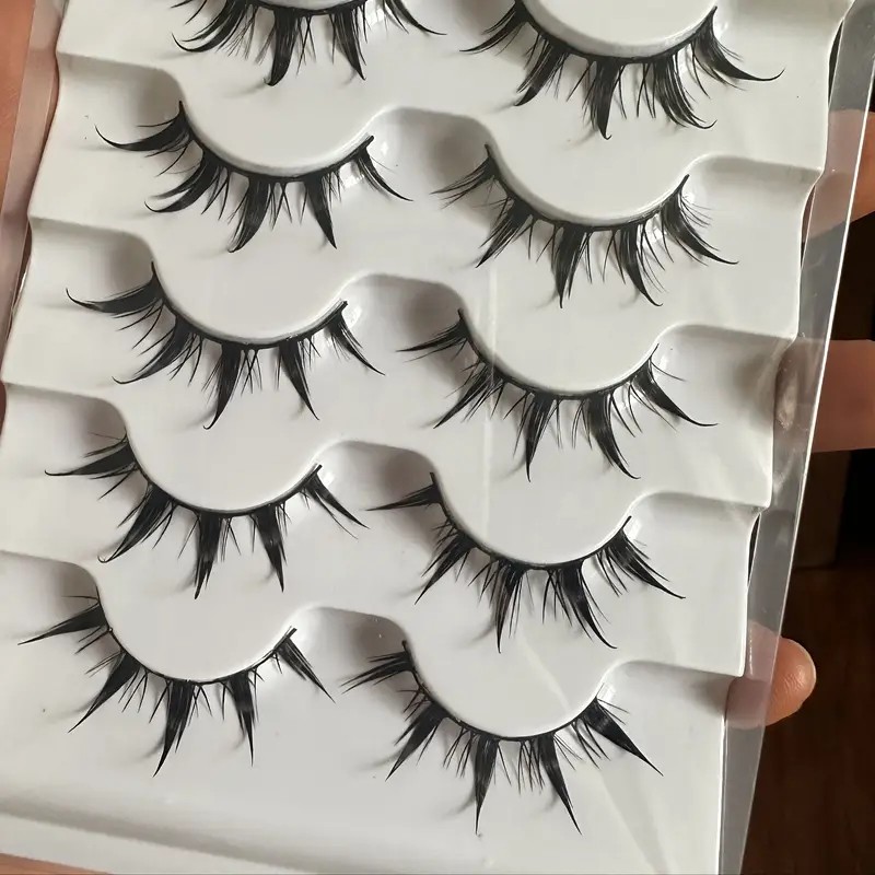 5 Pairs of Anime-Style False Eyelashes 4